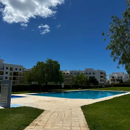 דירה Cantinho D'alma - Piscina, Jardim E A 6 Min